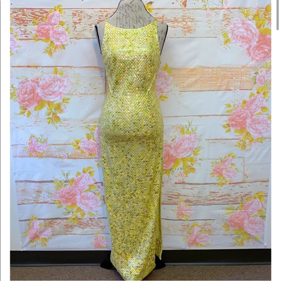 ▪️SOLD▪️Vtg 90s open Back Chartreuse Sequin Evening dress - Picture 9 of 9